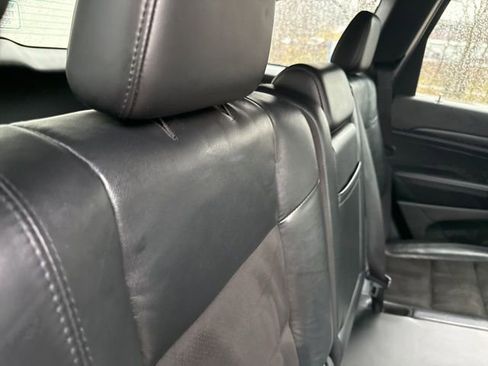 Used 2020 Jeep Grand Cherokee Altitude image 31