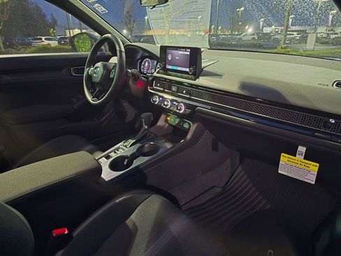 Certified 2025 Honda Civic Sport image 4