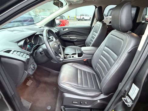 Used 2018 Ford Escape SEL image 12