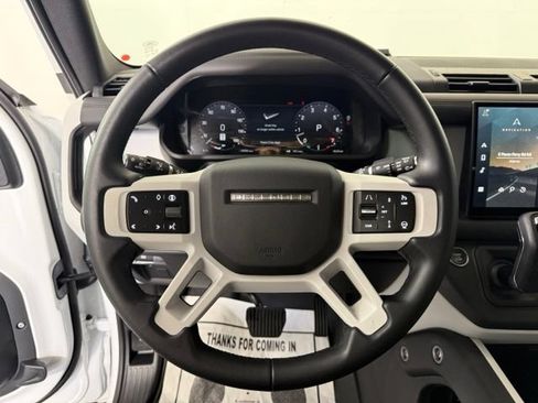 New 2025 Land Rover Defender 110 X-Dynamic SE AWD/4WD image 38