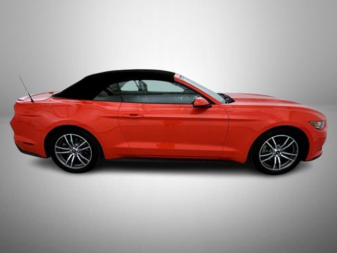 Used 2016 Ford Mustang Premium image 26