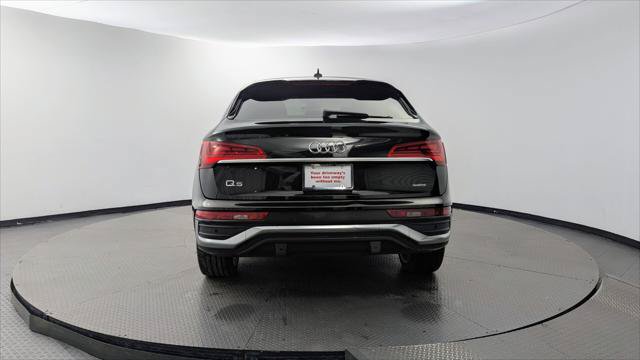 Used 2021 Audi Q5 2.0T Premium Plus w/ Premium Plus Package AWD/4WD image 7