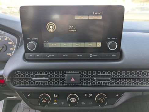 Used 2025 Honda HR-V Sport image 20