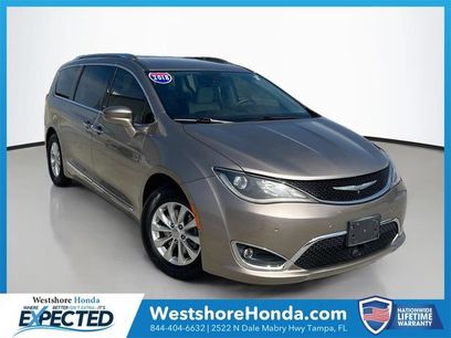 Used 2018 Chrysler Pacifica Touring-L Plus w/ Advanced Safetytec Group