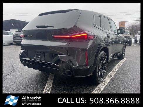 Used 2023 BMW XM image 5