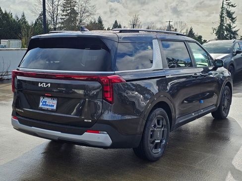 New 2026 Kia Carnival EX image 5