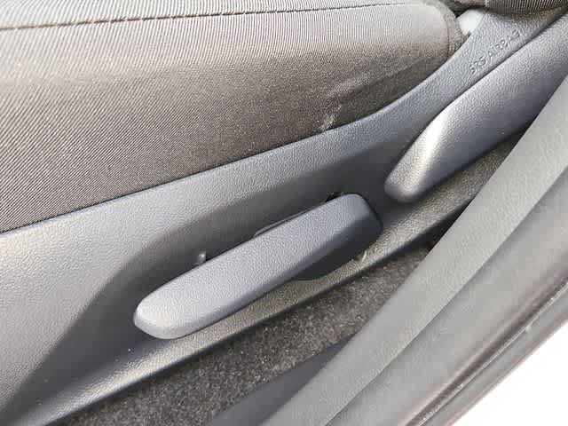 Certified 2025 Toyota RAV4 LE FWD image 15