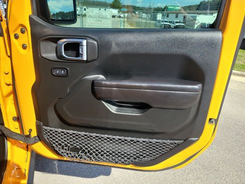 Used 2021 Jeep Gladiator Sport AWD/4WD image 31