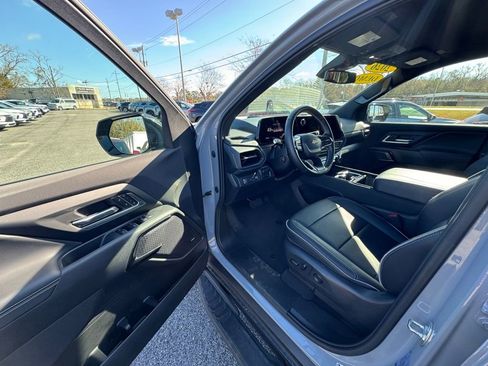 New 2026 Chevrolet Silverado EV LT w/ Plus Package image 10