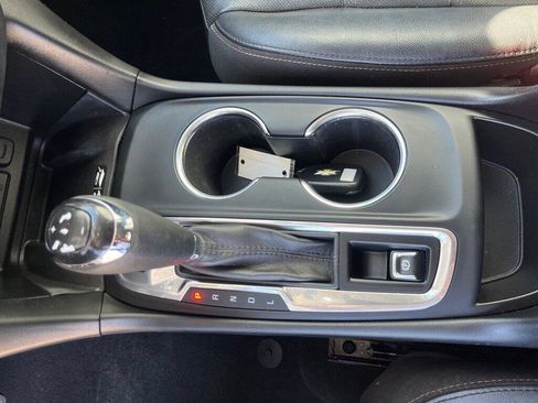 Used 2020 Chevrolet Equinox Premier image 26