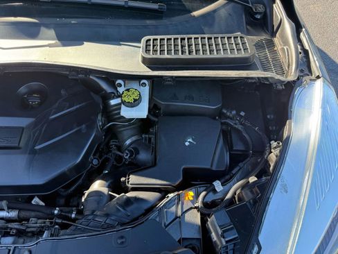 Used 2017 Ford Escape SE w/ Equipment Group 201A image 53