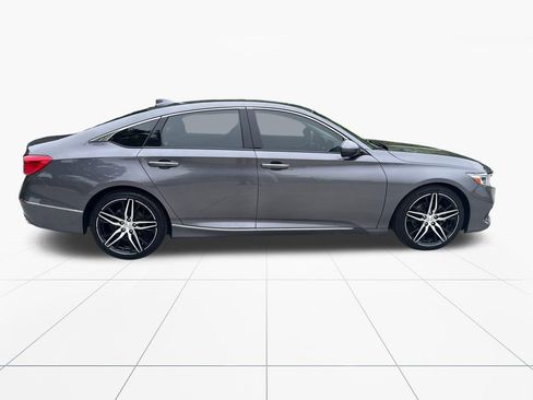 Used 2021 Honda Accord Touring image 9