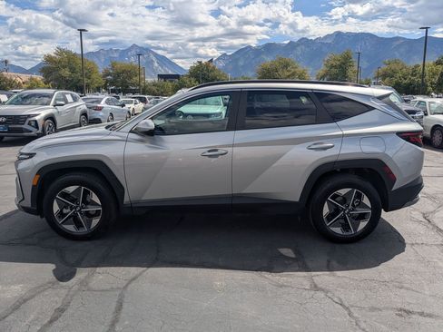 Certified 2025 Hyundai Tucson SEL AWD/4WD image 10