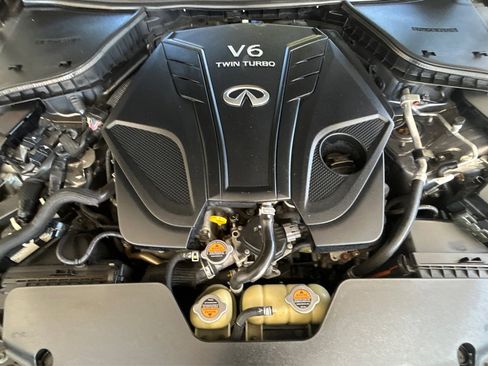 Used 2019 INFINITI Q50 Luxe RWD image 9