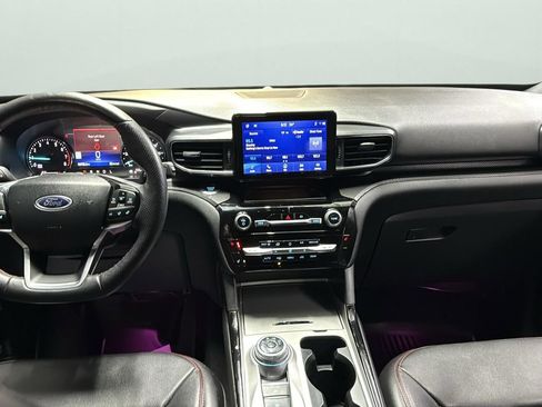 Used 2023 Ford Explorer ST-Line w/ Class IV Trailer Tow Package image 22