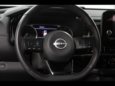 Used 2024 Nissan Pathfinder Rock Creek AWD/4WD image 7