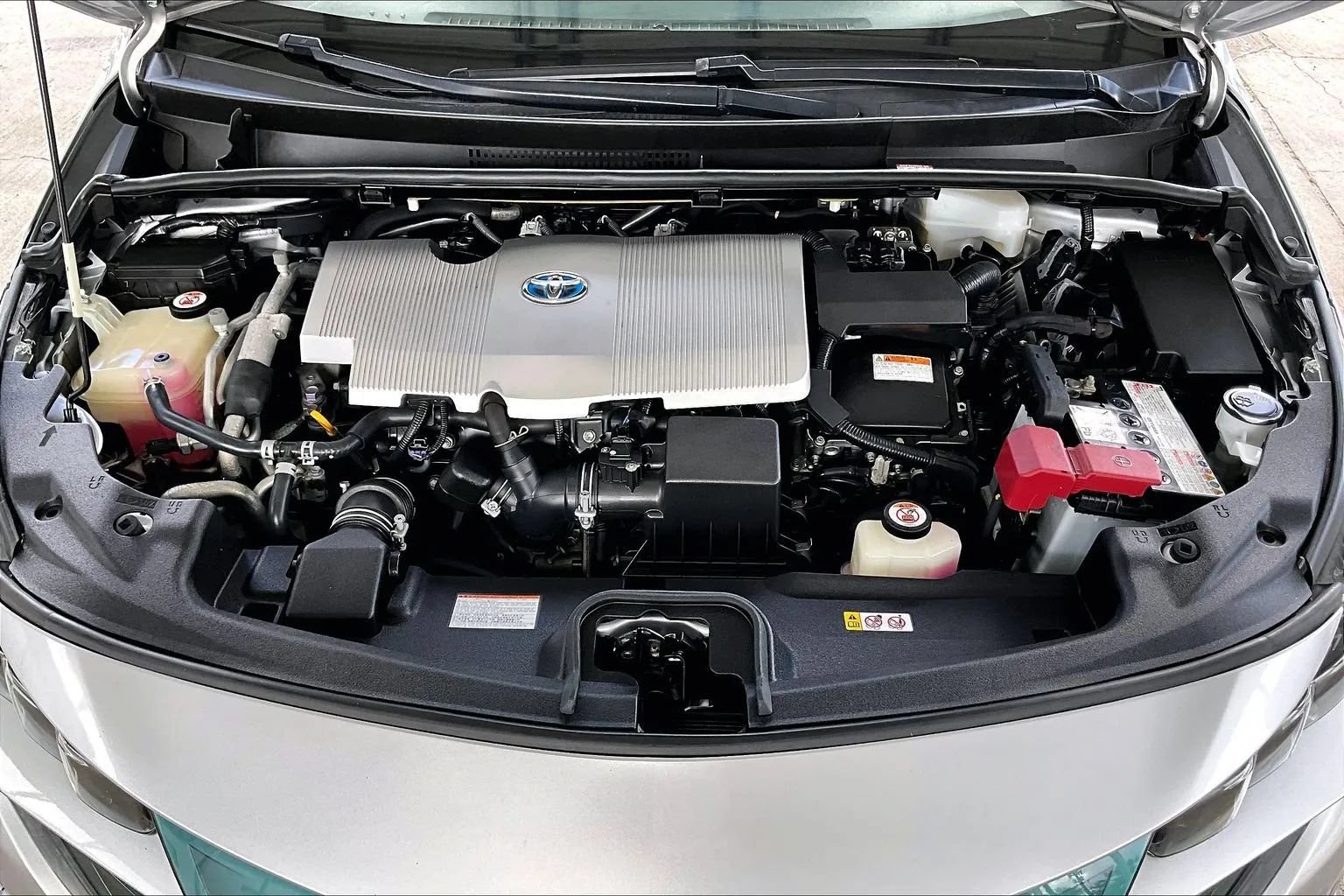 Used 2018 Toyota Prius Prime Premium FWD image 26