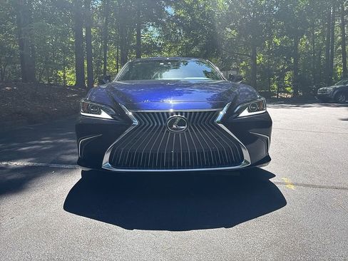Used 2021 Lexus ES 350 w/ Premium Package FWD image 2