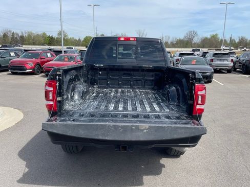 Used 2024 RAM 2500 Laramie w/ Safety Group AWD/4WD image 9