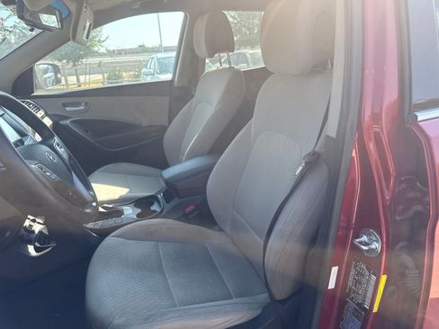 Used 2017 Hyundai Santa Fe Sport FWD image 9