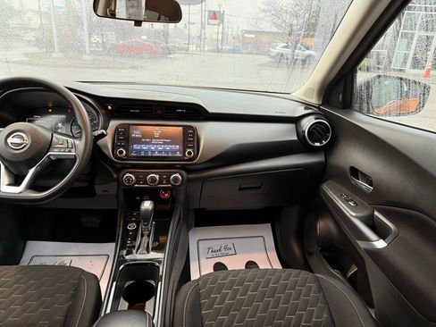 Used 2023 Nissan Kicks SV image 25