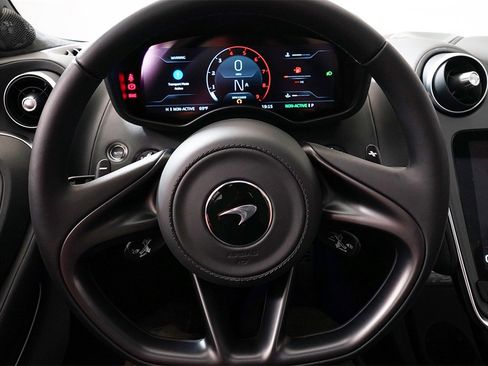 New 2025 McLaren GTS image 18