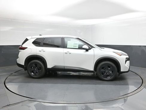 New 2026 Nissan Rogue SV w/ Cold Weather Package image 15