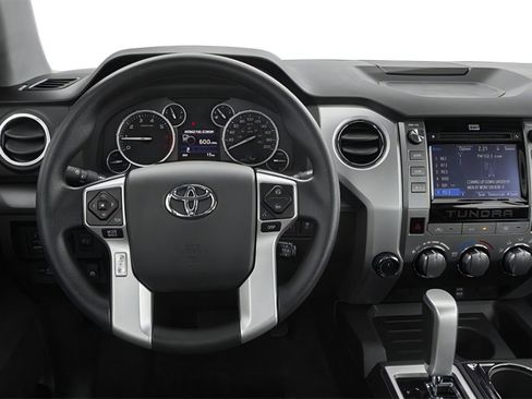 Used 2014 Toyota Tundra SR5 w/ SR5 Upgrade Package image 4