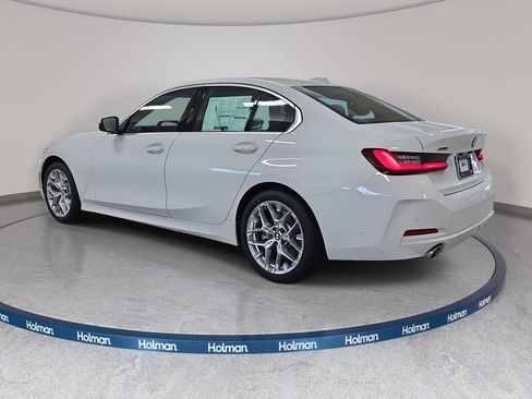 New 2025 BMW 330i xDrive Sedan w/ Premium Package image 7