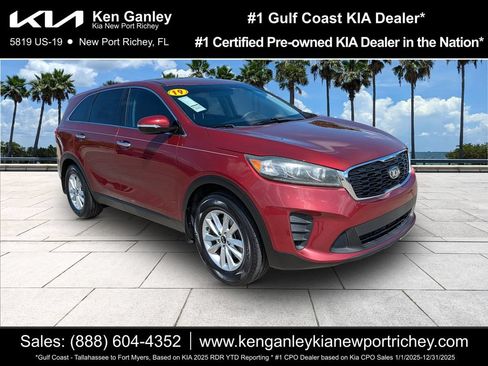 Used 2019 Kia Sorento FWD image 1