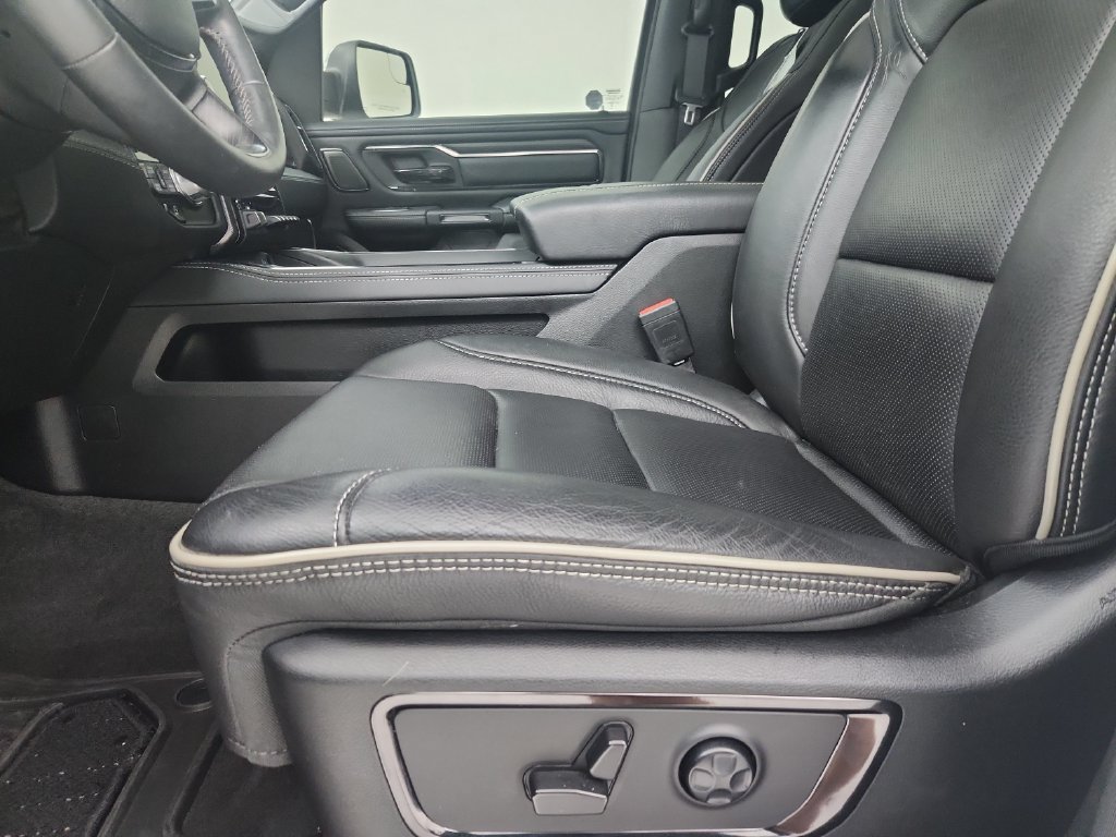 Used 2024 RAM 1500 Limited AWD/4WD image 5