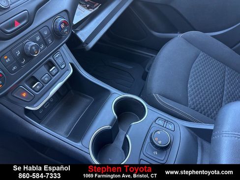 Used 2018 GMC Terrain SLE w/ Driver Convenience Package image 20