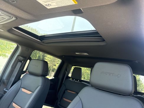 New 2026 GMC Sierra 1500 AT4 w/ Technology Package AWD/4WD image 19