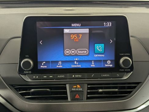 Used 2024 Nissan Altima 2.5 SR FWD image 20