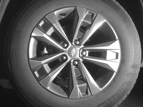 Used 2025 Chevrolet Equinox LT image 14