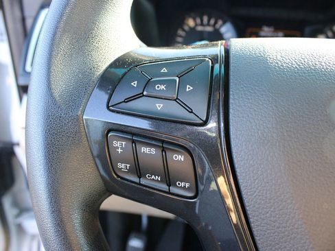 Used 2017 Ford Explorer FWD image 42