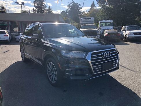 Used 2017 Audi Q7 3.0T Premium Plus AWD/4WD image 5