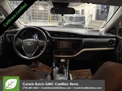 Used 2018 Toyota Corolla iM w/ Carpet Mat Package (TMS) FWD image 31