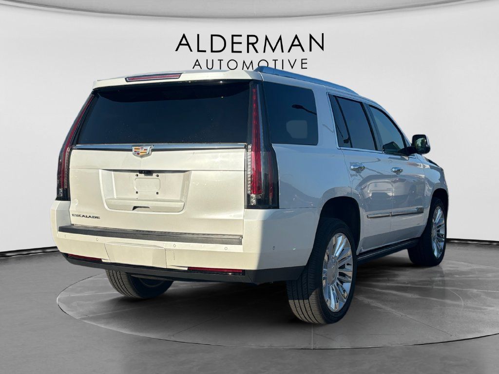 Used 2018 Cadillac Escalade Platinum AWD/4WD image 5