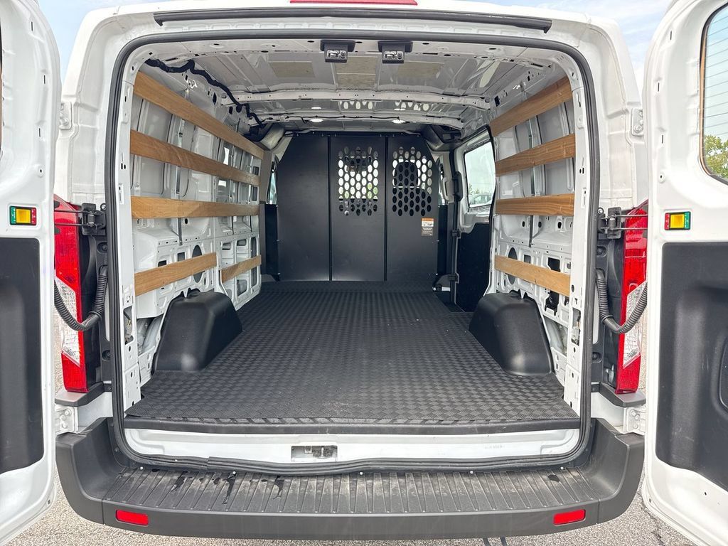 Used 2025 Ford Transit 250 Low Roof w/ Exterior Upgrade Package RWD image 10