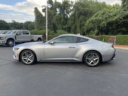 Certified 2024 Ford Mustang Coupe RWD image 25