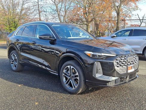 New 2025 Audi Q5 Premium Plus image 10
