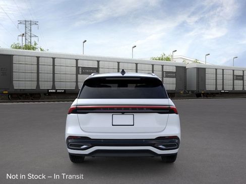 New 2026 Lincoln Nautilus Reserve AWD/4WD image 5