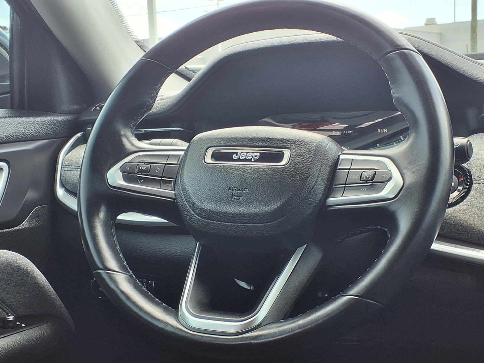 Used 2022 Jeep Compass Latitude w/ Convenience Group FWD image 18