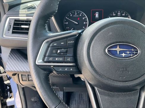 Certified 2024 Subaru Ascent Premium w/ Convenience Package AWD/4WD image 9