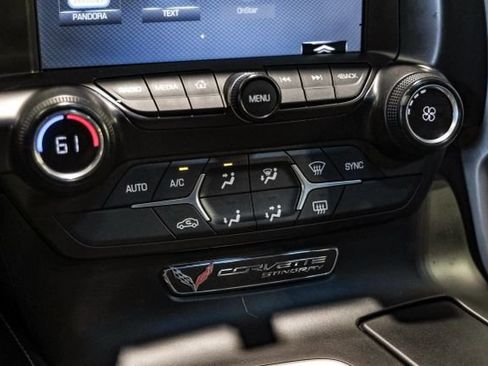 Used 2015 Chevrolet Corvette Stingray Coupe RWD image 21