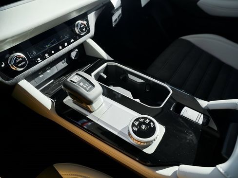 New 2026 Mitsubishi Outlander SE image 39