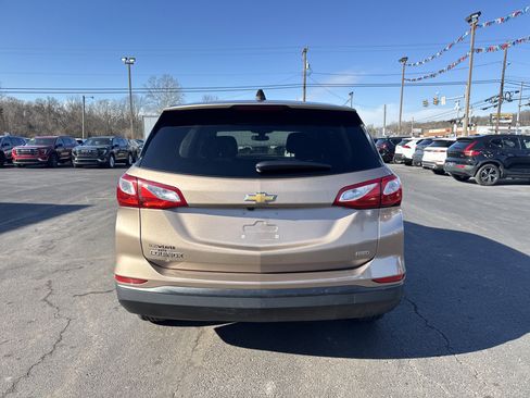 Used 2019 Chevrolet Equinox LS w/ LS Convenience Package image 4