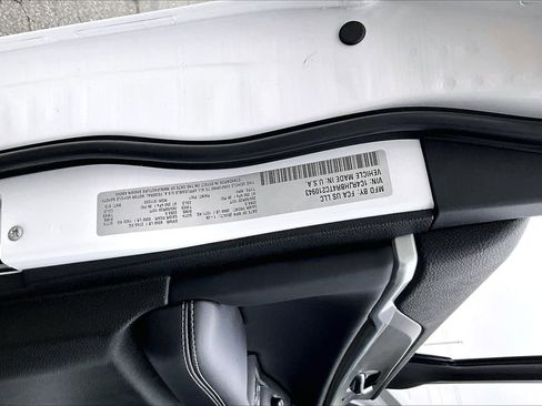 New 2026 Jeep Grand Cherokee Limited image 38