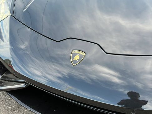 Used 2015 Lamborghini Huracan LP 610-4 AWD/4WD image 36